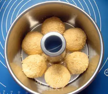 Make Flower sesame milk bread step 7