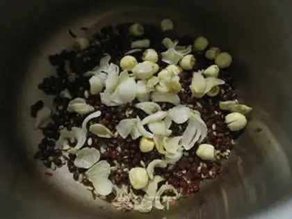 Make A walnut gruel step 4