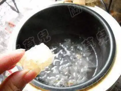 Make Black bean peanut silver ear step 4