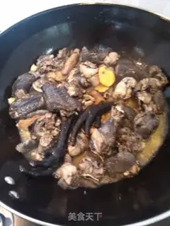 Make A rooster with mushroom carrots step 1