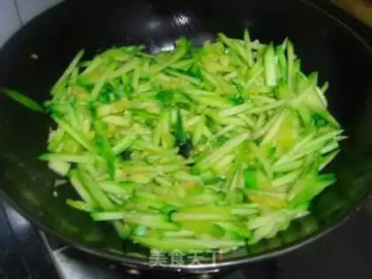 Make Pepper pumpkins step 5