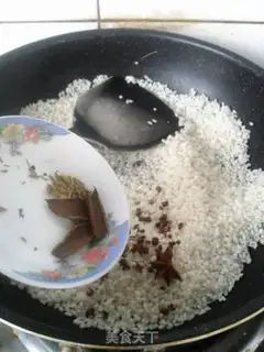 Make Spicy steamed rice powder step 6