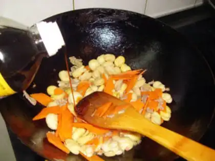 Make Fried carrot beans step 6
