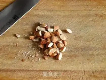 Make Bitter coffee almond ice cream step 4