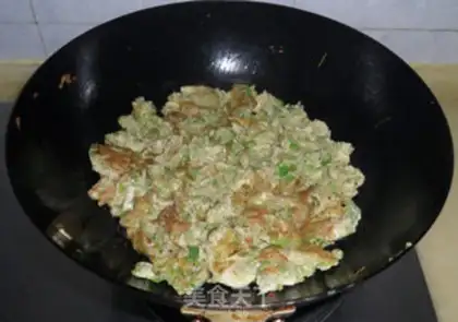 Make Pepper fried eggs step 4