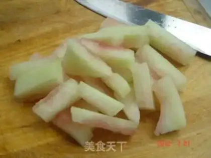 Make The watermelon tweezers step 4