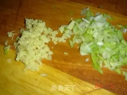Make The watermelon tweezers step 5