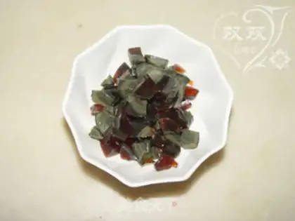 Make Beef leather egg congee step 1