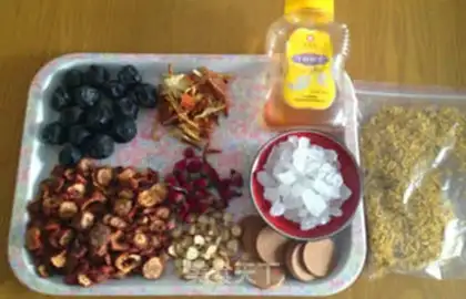Make Sour plum soup step 0