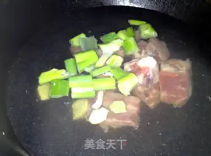 Make radish steak soup step 1