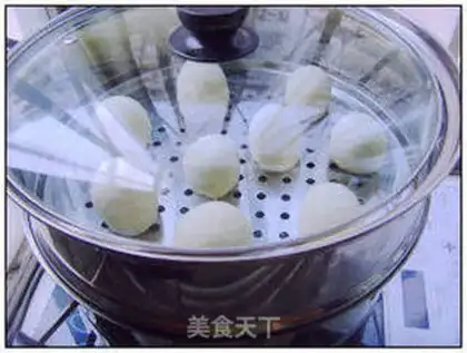 Make Hand grab cake step 3