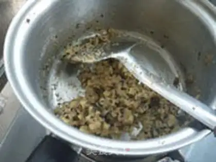 Make Apple pancakes step 9