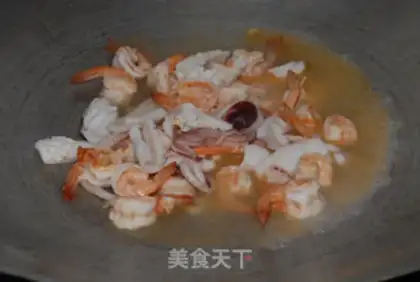 Make Curry seafood step 8