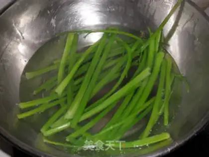 Make Celery with soy peanuts step 3
