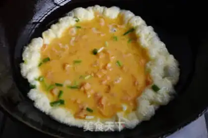 Make Rice eggs with chili step 7