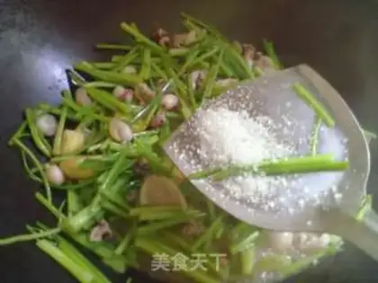Make Squidfish frying celery step 8
