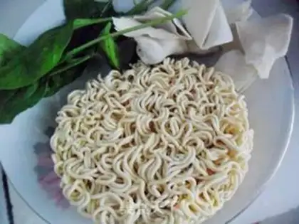 Make Noodles step 0