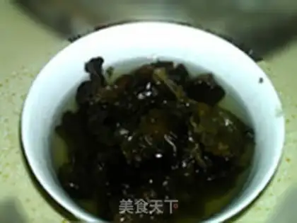 Make Red-tree ear soup step 1