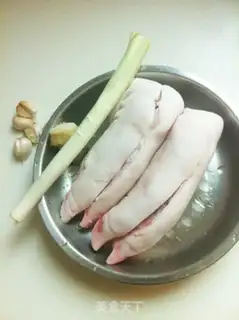 Make Fish hooves step 0