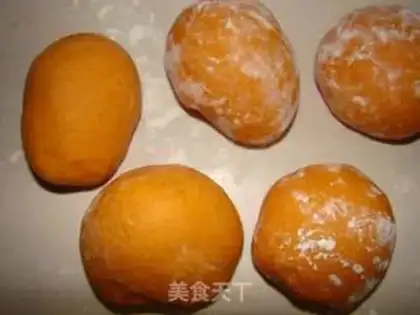 Make Pyramid roll step 2
