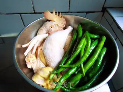 Make Cream pepper chicken step 0