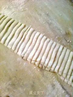 Make Homemade Lotus noodles step 6