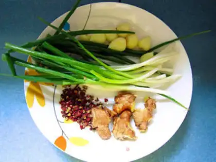 Make Cream pepper chicken step 1