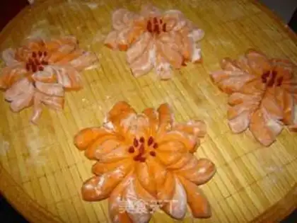 Make Pyramid roll step 6