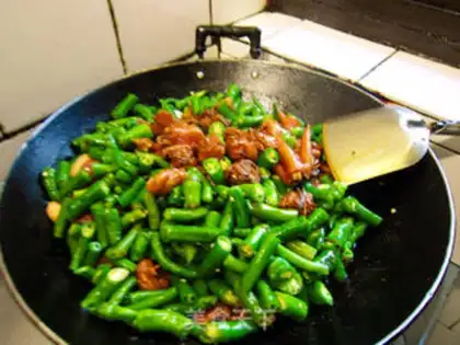 Make Cream pepper chicken step 7