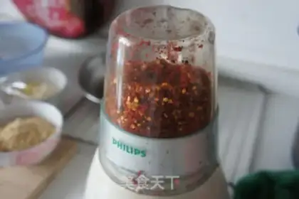 Make Homemade chili sauce step 4
