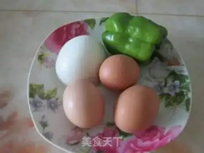 Make Onion fried eggs step 0