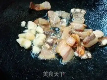 Make Scrambled radish step 1