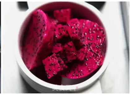 Make Flamingo ice cream step 3
