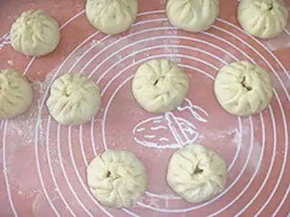 Make Plumbs dry meat buns step 16