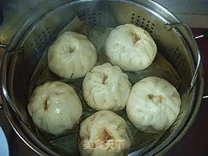 Make Plumbs dry meat buns step 17