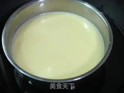 Make Vanilla walnut ice cream step 4