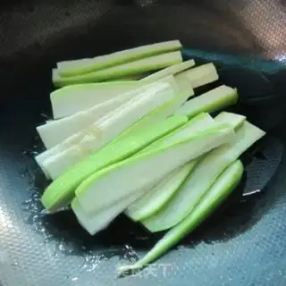 Make Spade egg noodles step 3