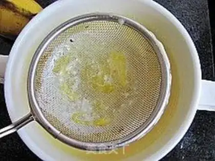 Make Coconut egg step 4