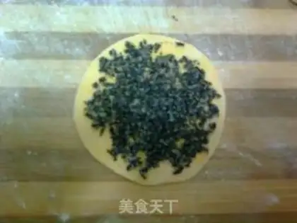Make Pumpkin sesame hooves step 9