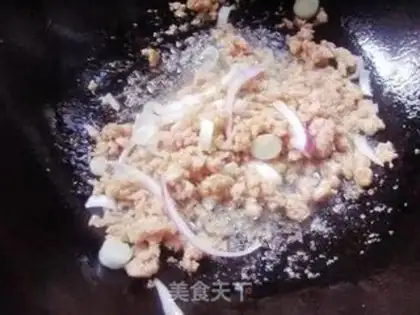 Make Korean tofu soup step 2