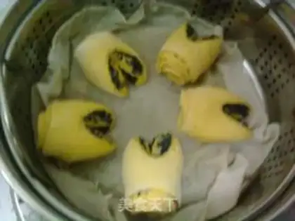 Make Pumpkin sesame hooves step 14