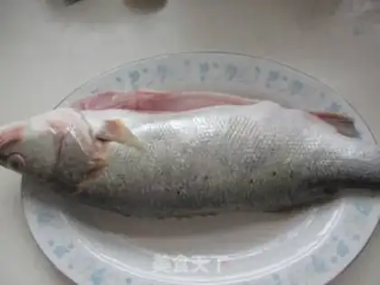 Make Garlic fish step 1
