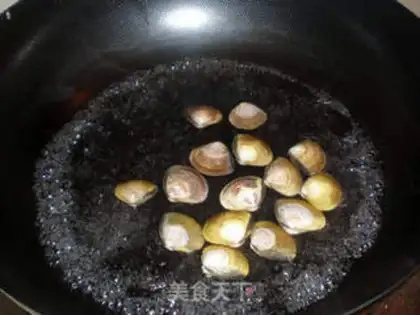 Make Slurping eggs step 1