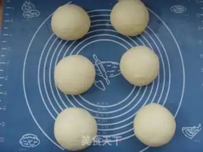 Make Cheese pine rolls step 5