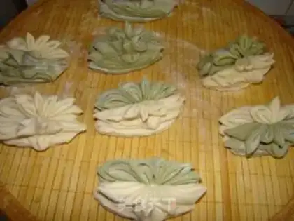 Make Lotus buns step 10
