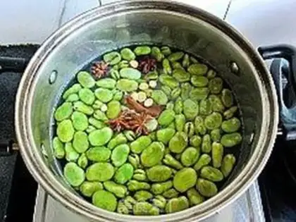 Make Spicy beans step 1