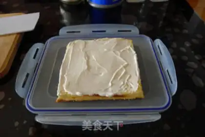 Make Birthday cream fruit cake step 3