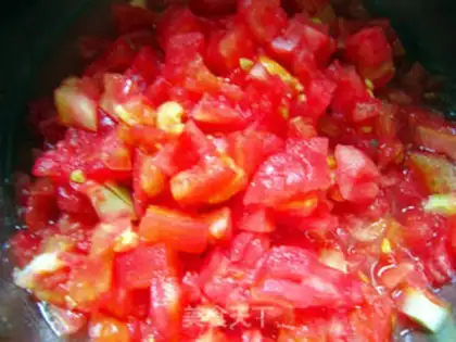 Make Tomato omelet soup step 1