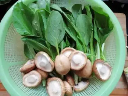 Make The mushroom pickles step 1