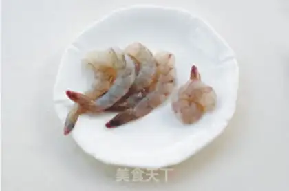 Make Garlic melon shrimp step 1